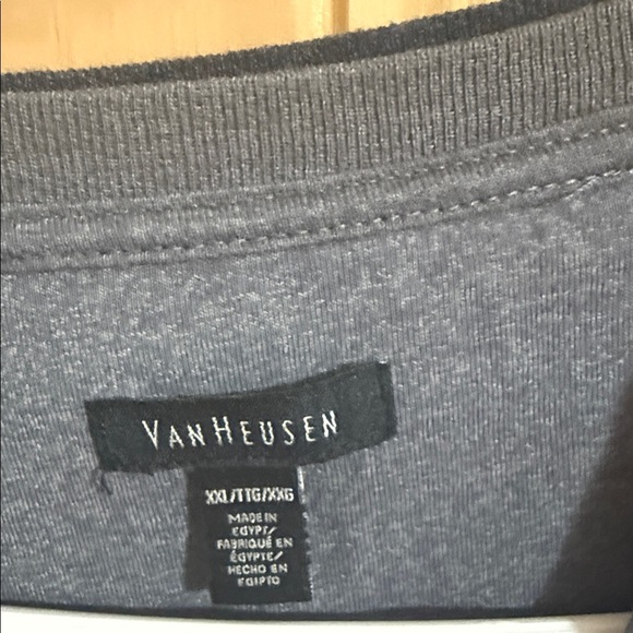 Van Heusen Men's Navy V-Neck Sweater - Picture 2 of 4
